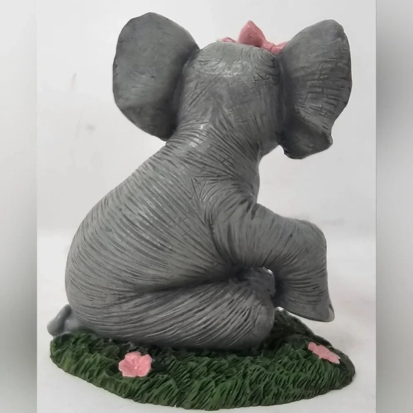Trunk Full Of Hope Collection Elephant Figurine "A Trunk Full Of Caring" #3091A - Picture 2 of 11